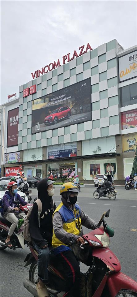 137 tr/m2 lô đất mặt tiền lê văn việt gần vincom. 6x25m, nh 12m. ctxd hầm, 7 tầng, 1200m2 sàn