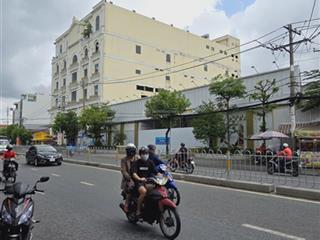 48 tr/m2 lô đất 25x56m, 1400m2 full thổ. phù hợp xây chung cư 18 tầng ngay lê văn qưới  hòa bình