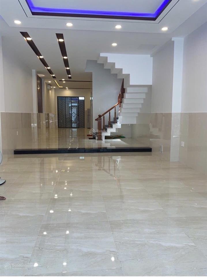 Bán nhà 4 tầng sổ hồng đường rộng 20m có nguồn thu nhập tại kđt vcn phước hải nha trang