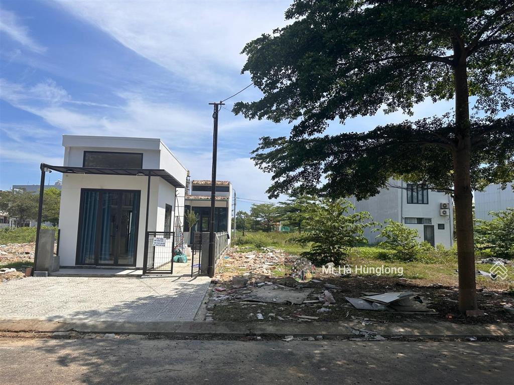 Trục đường vũ văn cẩn 7m5 hướng tây nam, diện tích 106,3m2, b2.9