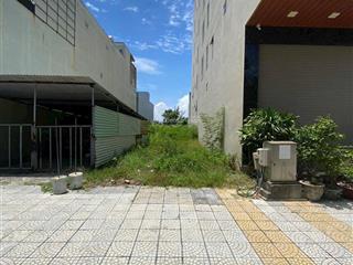 Bán lô 150m2(5x30) mặt tiền đường biển trường sa