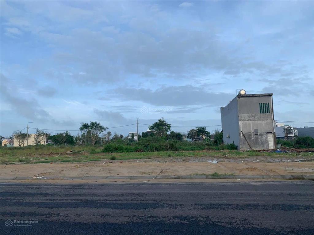 Bán cặp đông hải sát sông, ngũ hành sơn, dt 200m2, đường 7,5m vỉa hè 4,5m
