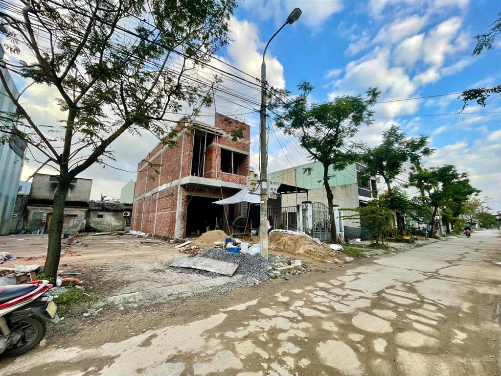 Bán lô đất mặt tiền nhơn hòa 10, giá rẻ hơn kiệt sau bến xe trung tâm đà nẵng
