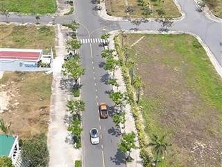 Góc 2 mặt tiền view công viên vị trí hot nhất nhì fpt. 164m2 2 mặt hướng công viên. khu đô thị fpt