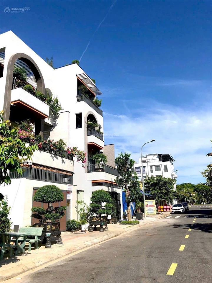 Cc bán đất hoà phú 28, gần biển, khu e kim long