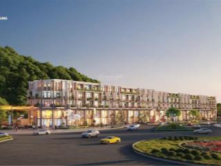 Bán nhanh shophouse quy nhơn 4,5 tầng, ngay trục xoay hùng vương, giá siêu rẻ