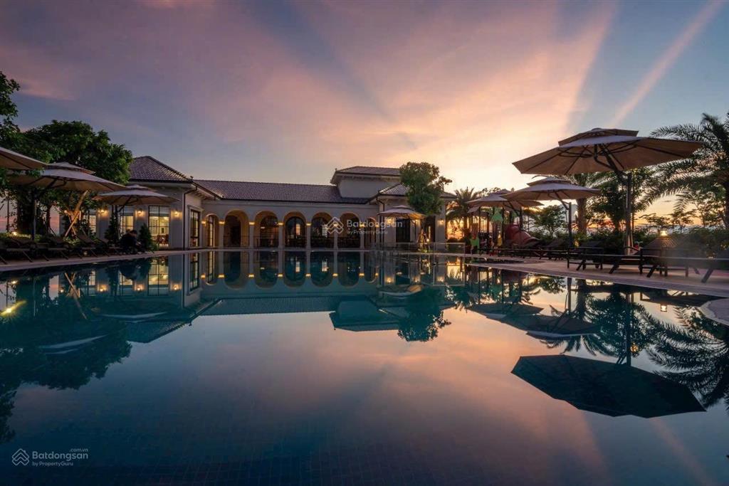Dinh thự đối diện công viên tại phân khu aqua, tầng 3 view sông, đơn giá chỉ 26 triệu/m2