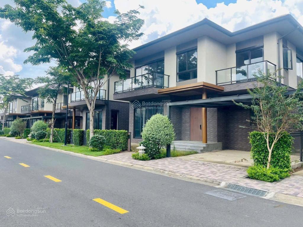 Bán biệt thự đơn lập 225m2 đối diện clubhouse, khép kín aqua tại khu đô thị waterpoint, chỉ 11,2 tỷ