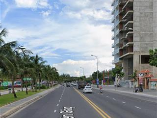 Sát biển  mặt tiền võ nguyên giáp đối diện village mua là có tiền!