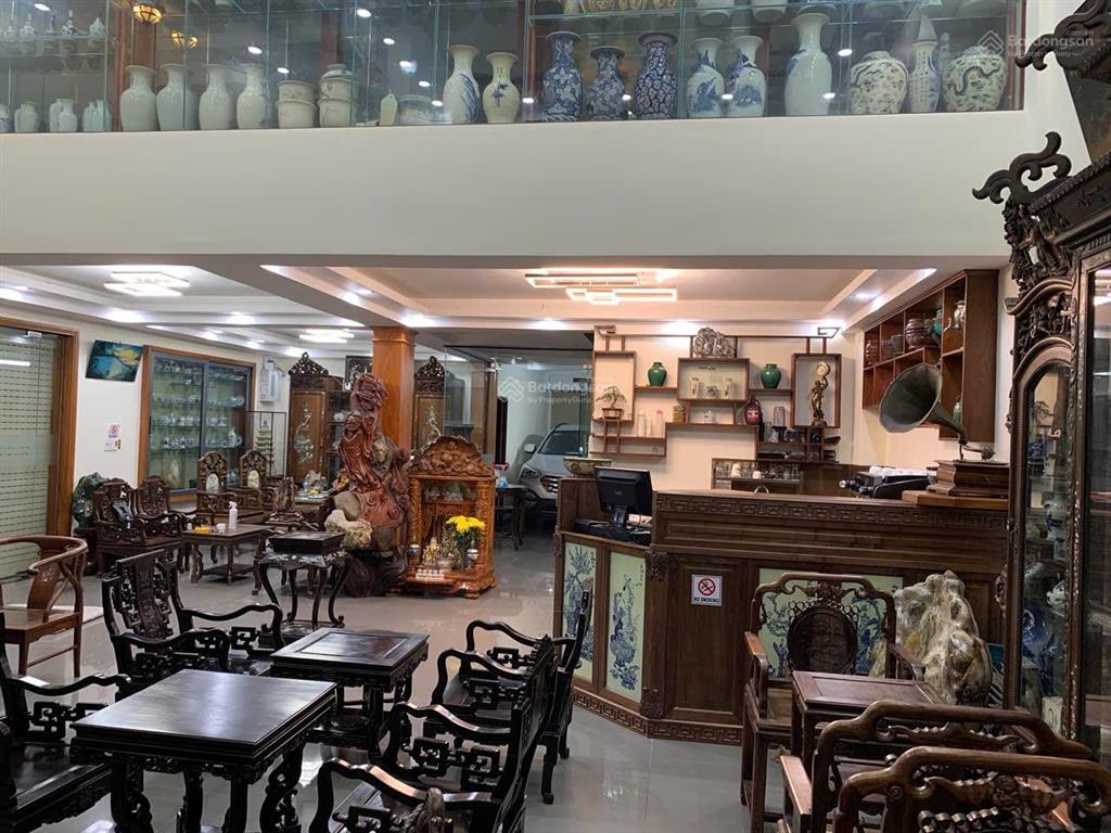 Mặt tiền đồng khởi, căn nhà 3 mặt tiền vip nhất thành phố mới. 0933 292 ***