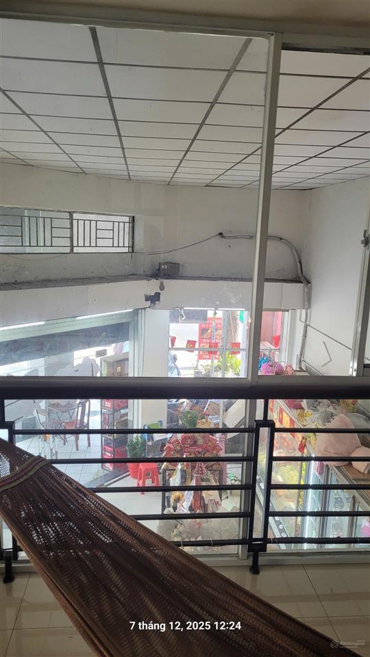 Mặt tiền đồng khởi, căn 3 mặt tiền, vị trí kinh doanh, giá cực rẻ. 0933 292 ***
