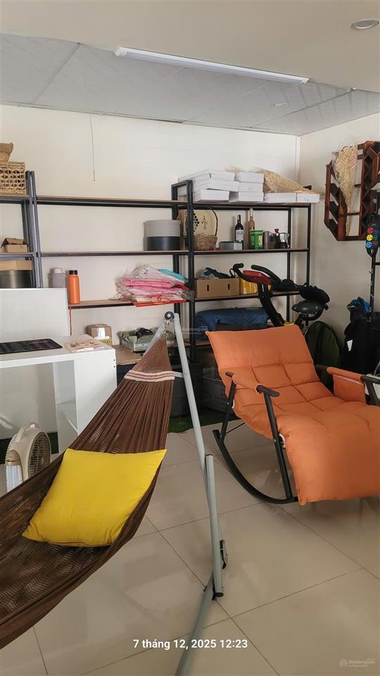 Mặt tiền đồng khởi, căn 3 mặt tiền, vị trí kinh doanh, giá cực rẻ. 0933 292 ***