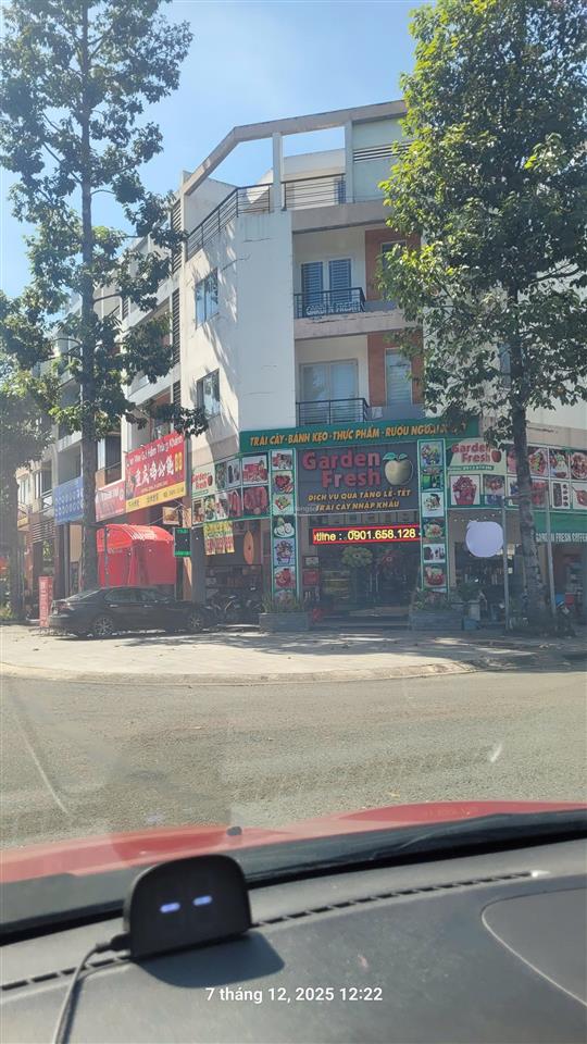 Mặt tiền đồng khởi, căn 3 mặt tiền, vị trí kinh doanh, giá cực rẻ. 0933 292 ***