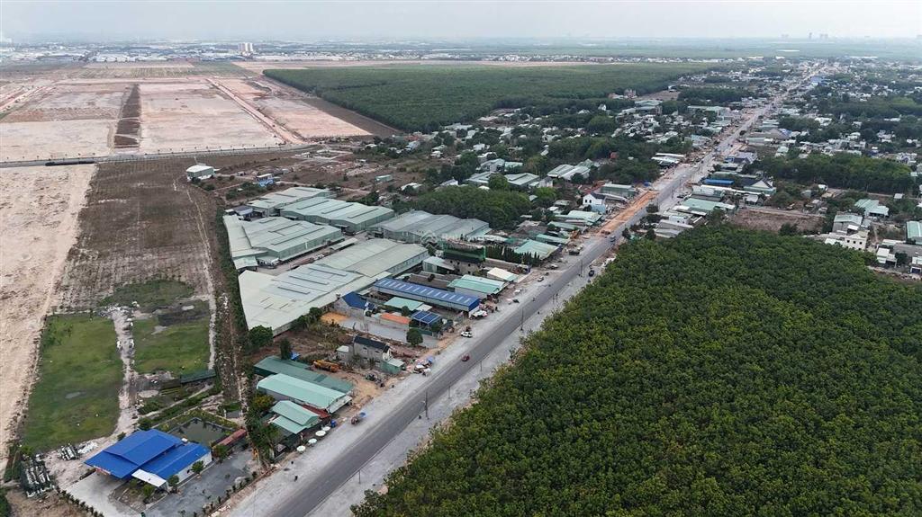 Bán quỹ đất 3 mặt tiền tổng diện tích gần 10ha làm dự án khu nhà ở cạnh vsip 3