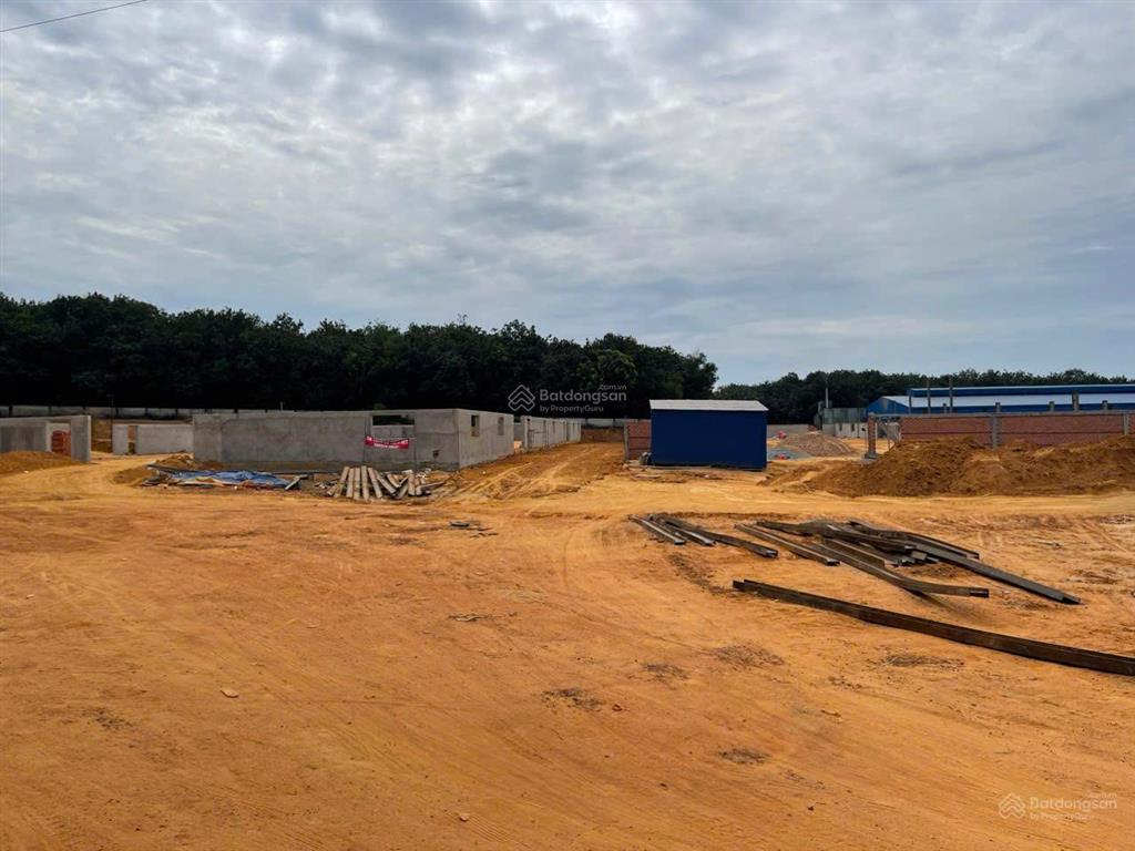 Cần bán 14 ha ( 140.000m ) đất quy hoạch skc tại tân uyên. thành phố hồ chí minh. 0903 719 ***