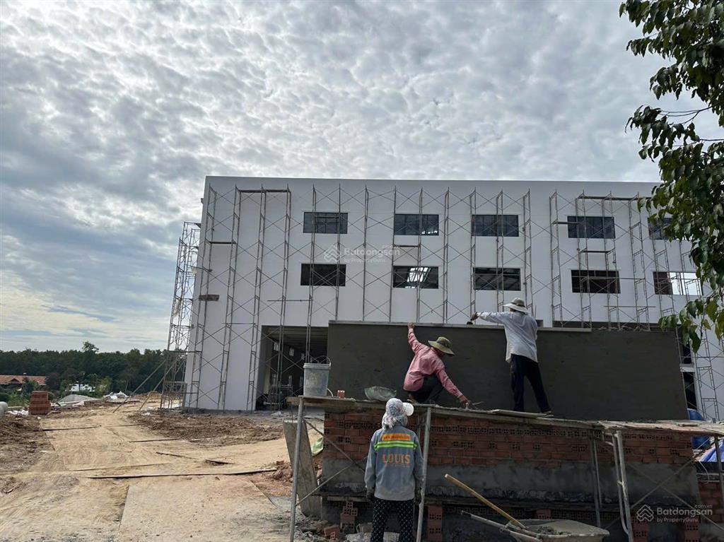 Cần bán đất cụm công nghiệp tại phú giáo. tphcm