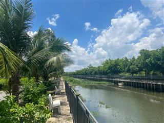 354m2 (16,2 x 29m)  mặt tiền kinh doanh, đối diện sông sg, xây tự do, sát quốc lộ 13, dân cư đông