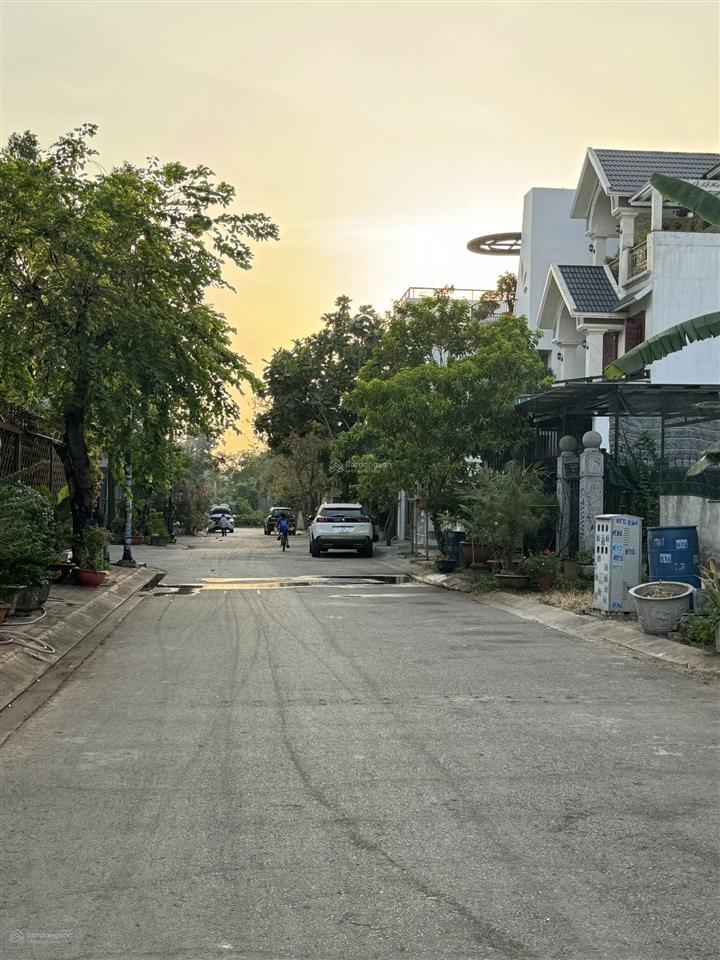 Cần bán lô đất 76m2 (5 x 15.5m), ngay cổng chào bình dương, dân cư đông, đường nhựa lớn