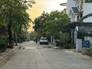 Cần bán lô đất 76m2 (5 x 15.5m), ngay cổng chào bình dương, dân cư đông, đường nhựa lớn