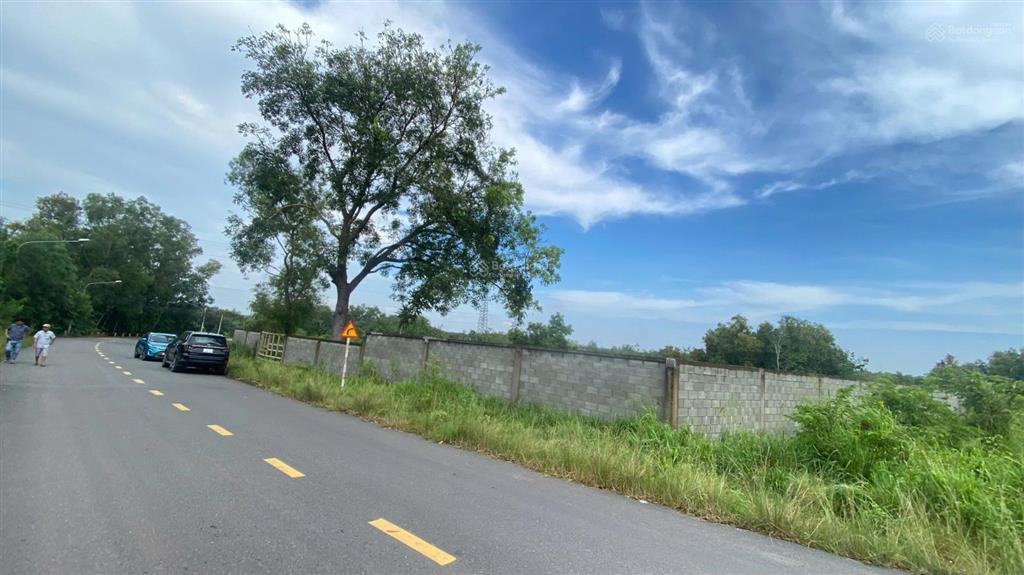 Đất sát bến cát  chính chủ cần bán gấp