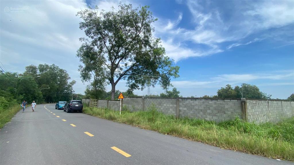 Đất sát bến cát  chính chủ cần bán gấp