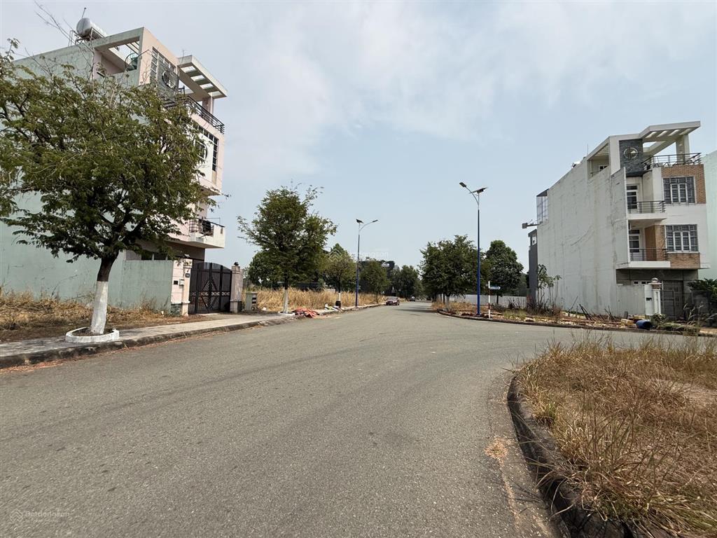 Chủ cần bán gấp lô đất 2 mt nhà phố, biệt thự vị trí đắc địa khu bình nguyên, 167.5m2