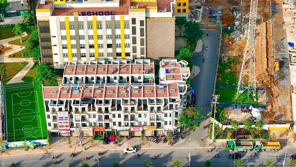 Nhà phố mặt tiền đường thống nhất, trái tim khu đô thị bcons city, thanh toán 3 tỷ nhận nhà ngay