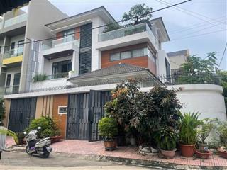 Chủ cần bán biệt thự góc 2 mặt tiền đường vị trí đắc địa diện tích190m2 giá 12 tỷ   0909 170 ***