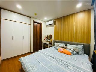 Cho thuê căn hộ 1pn + 49m2 giá 3,8tr, có ban côgn rộng rãi có căn 49m2 ở, full nt 5 triệu