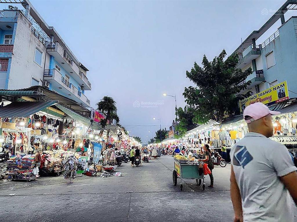 Hồ chí minh quận bến cát dtsd 535m2 có nhà to sân rộng thông 6 ngã 2.59 tỷ