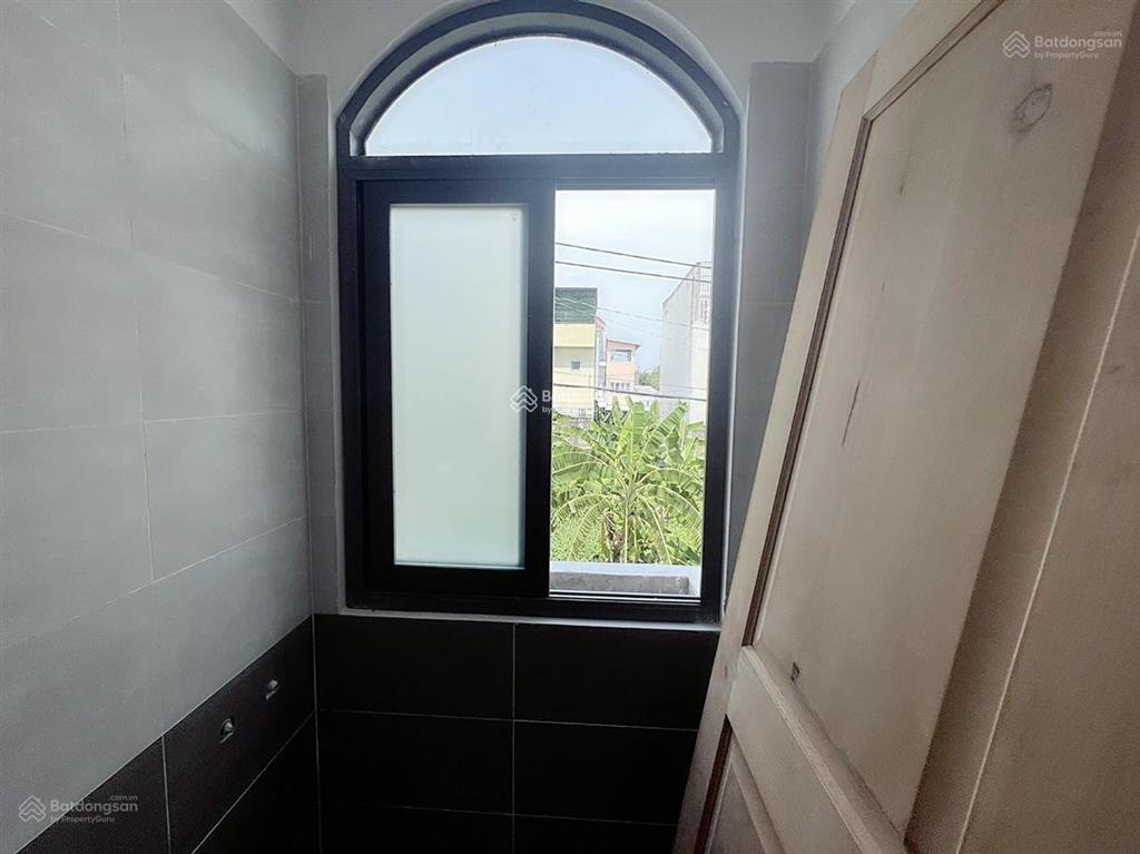 Phòng cho thuê wc, ban công riêng 2,5tr, khu dân cư hà huy giáp