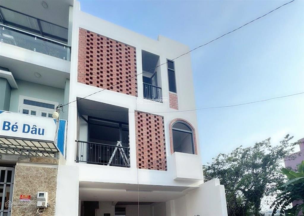 Phòng cho thuê wc, ban công riêng 2,5tr, khu dân cư hà huy giáp