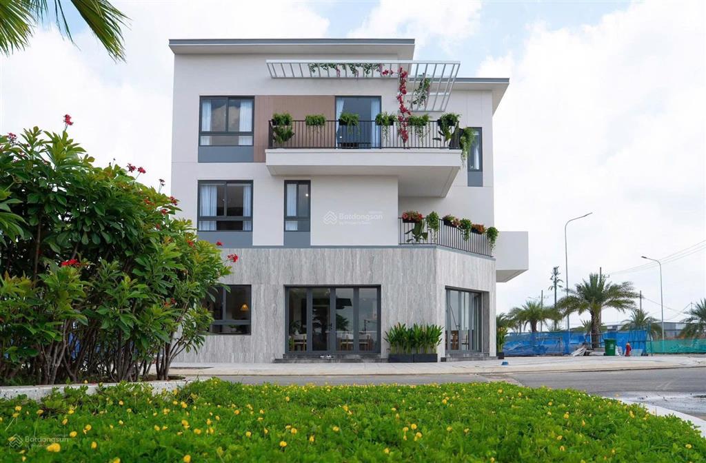 Shophouse 1 trệt 2 lầu  góc 2 mt 7*15m mặt tiền lê lai tp mới bình dương  giá f0 full 5,6 tỷ