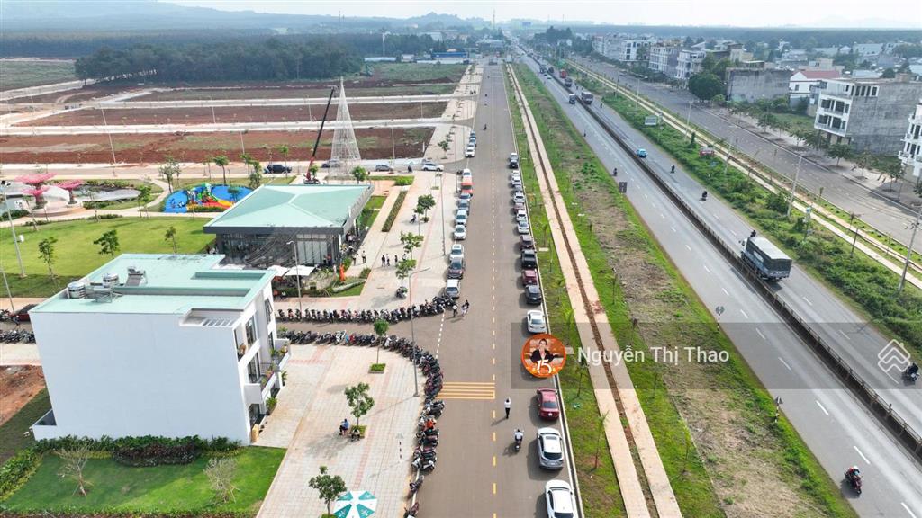 Biệt thự 12*20m  240m2 cửa ngõ giao thương sân bay qt long thành