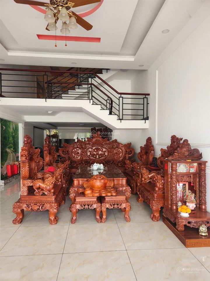 Bán nhà phố đường nk13 mỹ phước 3