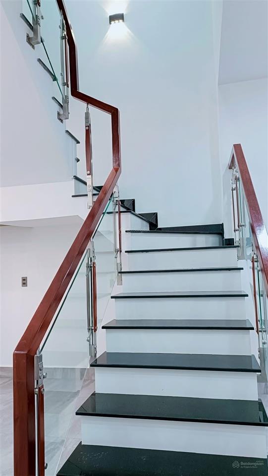 Bán nhà đường số 15 khu dân cư hiệp thành 3