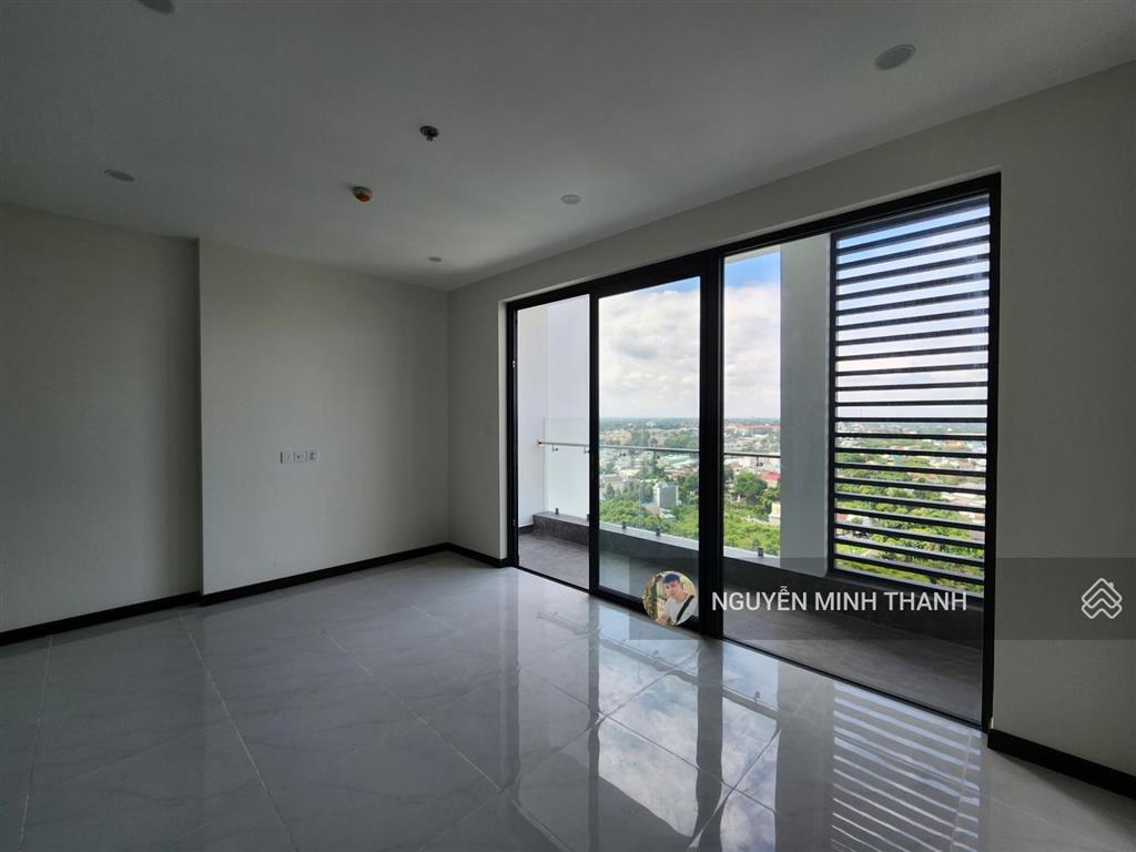 Bán căn góc 2pn 2wc 80m² toà a chung cư cskyview chánh nghĩa 2,4 tỷ full