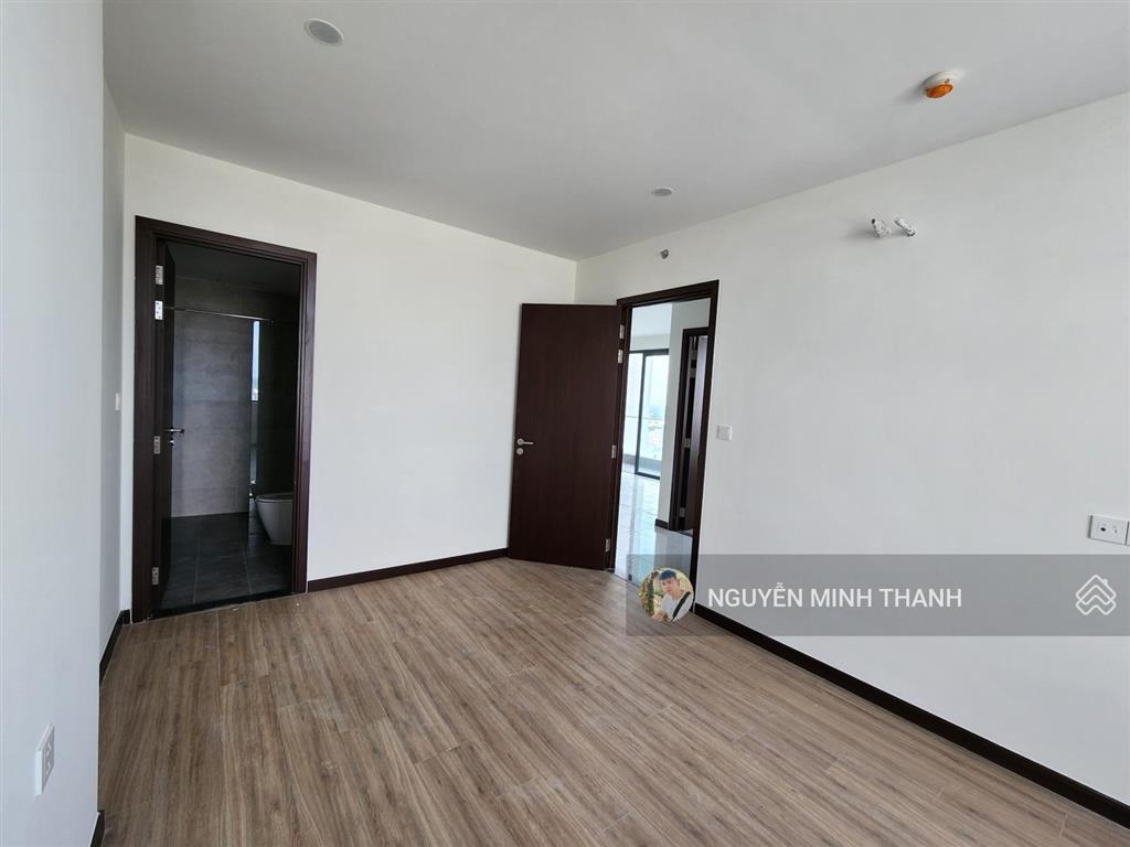 Bán căn góc 2pn 2wc 80m² toà a chung cư cskyview chánh nghĩa 2,4 tỷ full