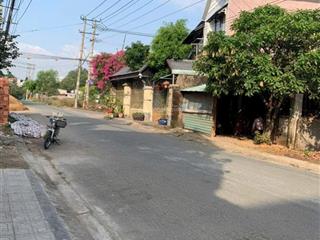 Chù nhờ bán lô đất n3 bicosi giáp chợ đêm, tân bình, dĩ an. dt (5x20m) full thổ. kinh doanh sầm uất