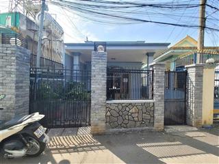 Chính chủ gởi bán nhà c4 p.đông hòa, dĩ an. đường đông minh vào 100m 137,4m2 thổ 100m2 sân xe hơi