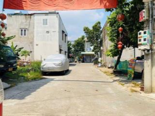Chính chủ cần bán đất góc 2 mt ngay chợ đêmtân bình, dĩ an. đường pêtong 6m. dt 118m, thổ cư full