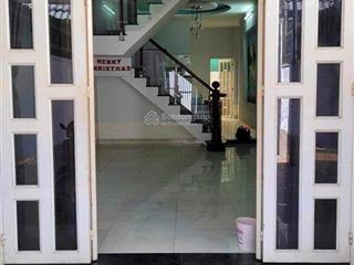Chính chủ cần tiền giảm 300tr nhà trệt 2 lầu, hẻm trần quang khải, đông hòa. dt 98m2. ngang 4m