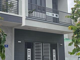 Chính chủ cần bán trệt lầu khu đông hòa c, cây xanh thoáng mát. giáp ql1k, làng dhqg.dt 60m.3pn,2wc