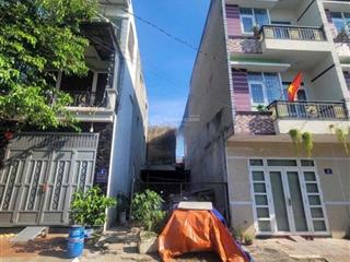 Chính chủ ngộp quá cần bán lô đất p.an bình, dĩ an. mt nhựa vỉa hè thoáng mát. dt 67,4m