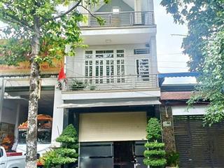 Chính chủ cần bán nhà mt tret 2 lầu hoàn công. p.đông hòa, dĩ an. ban công thoáng mát. dt 100m.