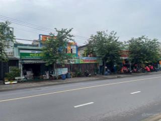 Chình chủ cần bán mt đường hai bà trưng nối dài p. dĩ an. 1 trệt lầu hoàn công. dt 75m. ngang 5m