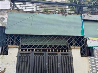 Chính chủ cần bán trệt 1 lầu mt vững việt, tân đông hiệp. 3pn, 3wc. có ban công. đường thông.dt 74m