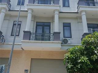 Cho thuê nhà 2 lầu 3pn full nội thất 12tr ngày gần vòng xoay kim hằng tân uyên bình dương