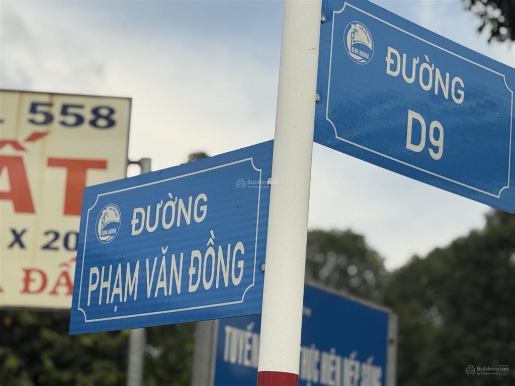 Chính chủ gửi bán lô góc phạm văn đồng/d9 (nt9/d9) góc có vị trí đẹp nhất phường hoà phú