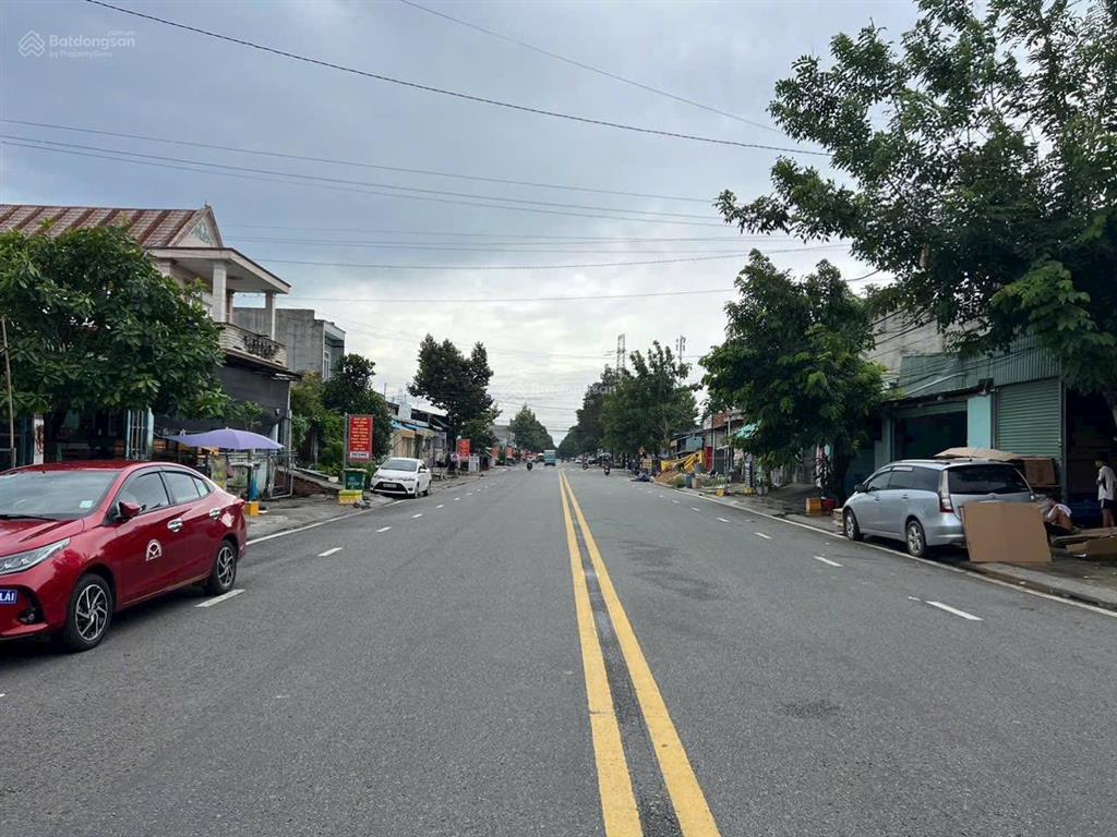 Hàng vip mặt tiền đường 51 nhựa 12m ngay chợ nhỏ vị trí buôn bán ok